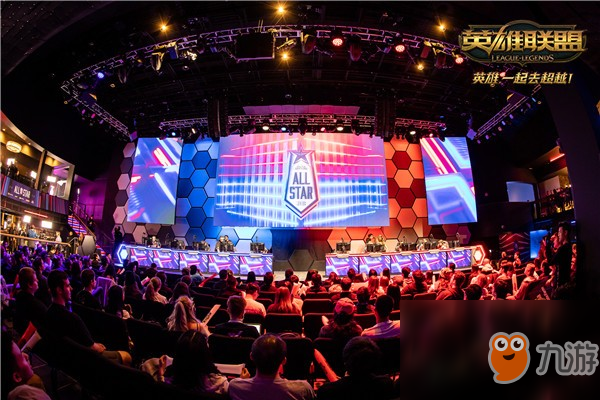 英雄联盟LPL励志老将——兮夜